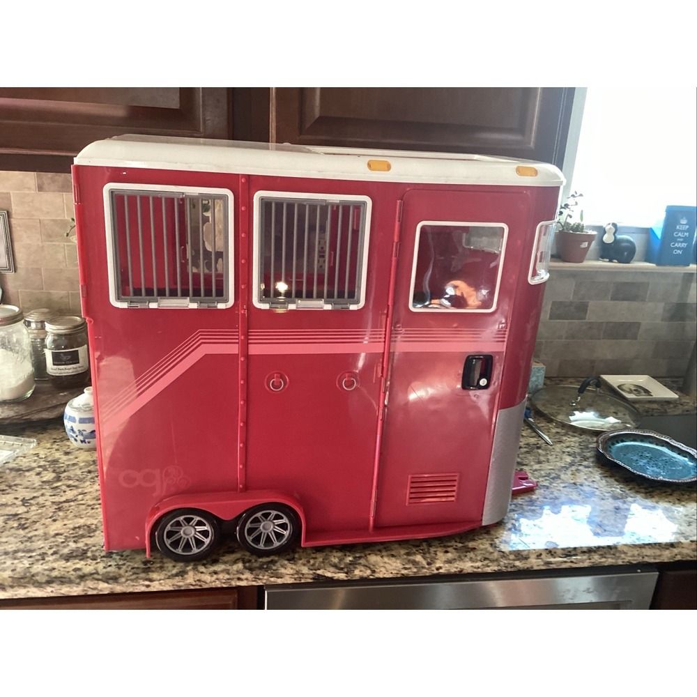 Our Generation Mane Attraction Horse Trailer for 18" Dolls With Palomino Horse